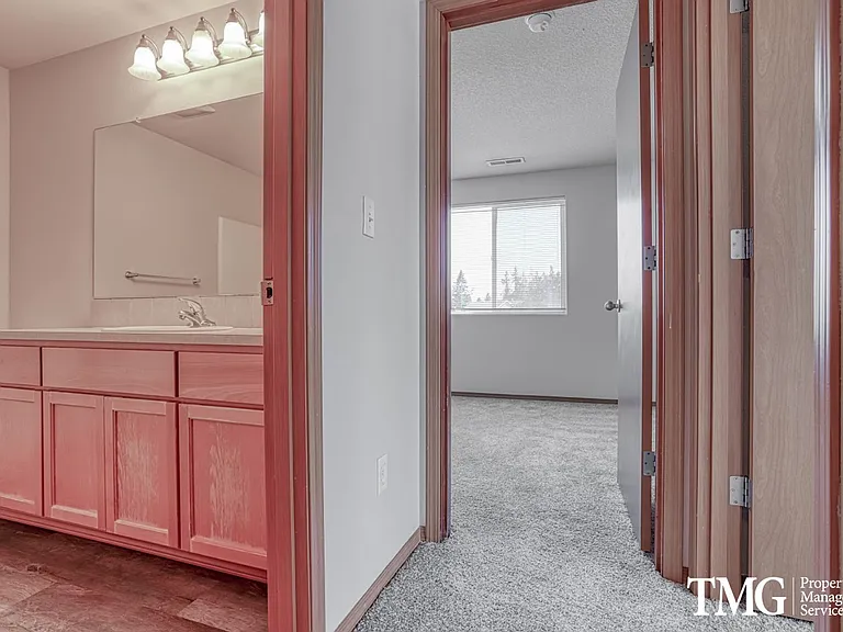 Covington Townhomes — Photo 27