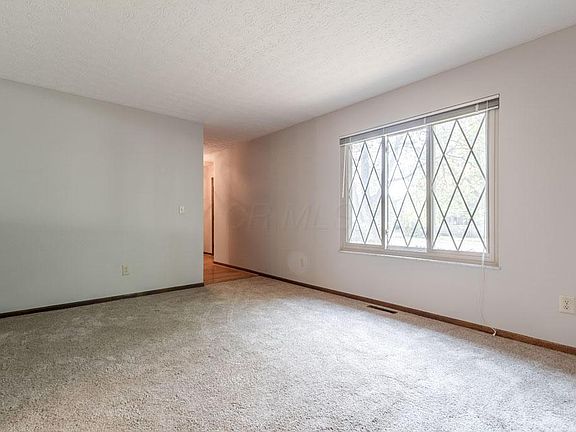 4th image of 12886 Coventry Ave Unit E