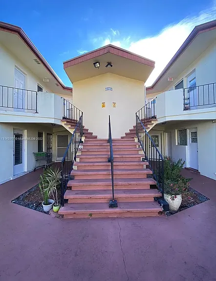1615 NE Miami Gardens Dr #239 — Photo 8