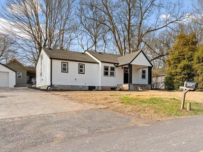 105 Lenoir St, Sweetwater, TN, 37874