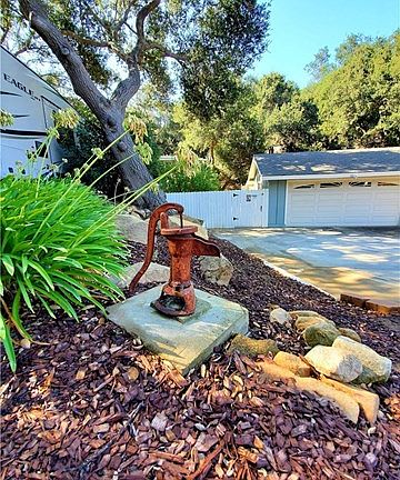 4th image of 47305 Shady Oaks Ln