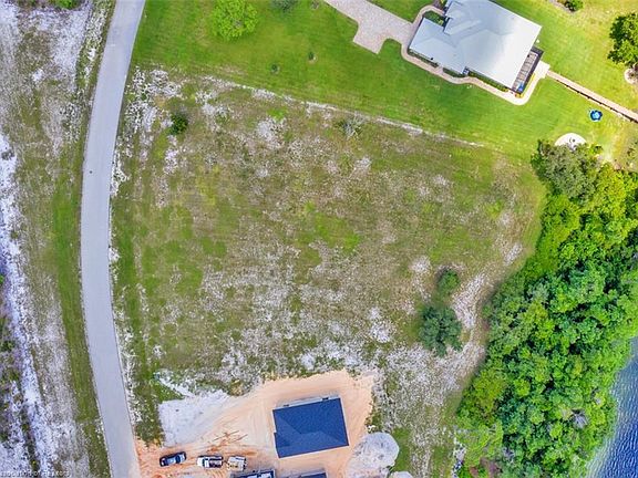 3rd image of 4078 Camp Shore Dr