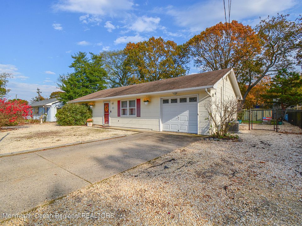 203 Fernwood Lane, Forked River, NJ 08731 Zillow