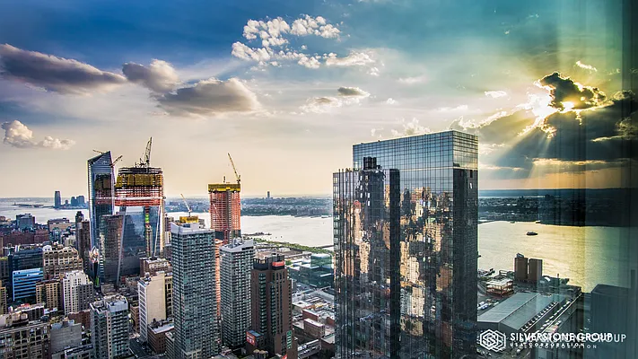 Rented by Silverstone Group USA Corp. | media 49