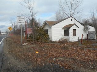 90-92 Southbridge Rd, North Oxford, MA 01537