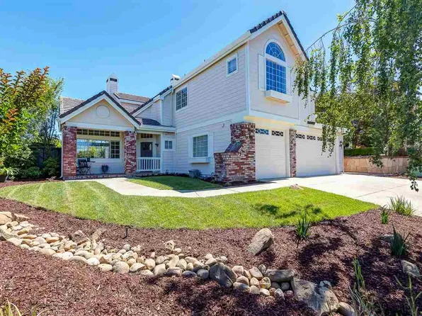 28100 Fox Hollow Dr, Hayward, CA 94542