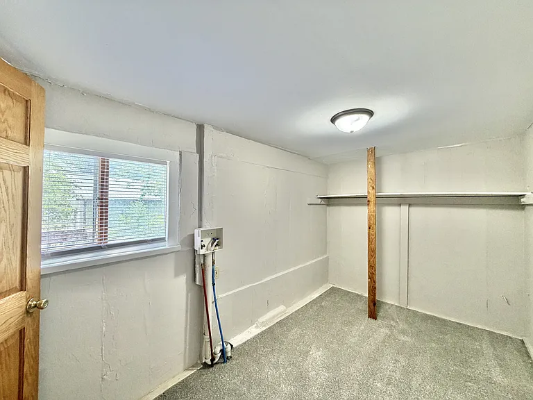 612 S Chatham St — Photo 5