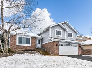 1654 Hinterlong Ln, Naperville, IL 60563