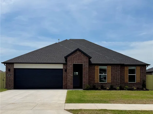 441 W Canada Dr, Farmington, AR 72730
