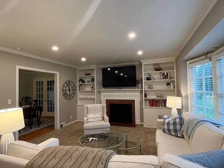 260 Bel Air Dr NE — Photo 11