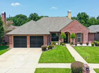 308 Sandhurst Dr, Lafayette, LA 70508