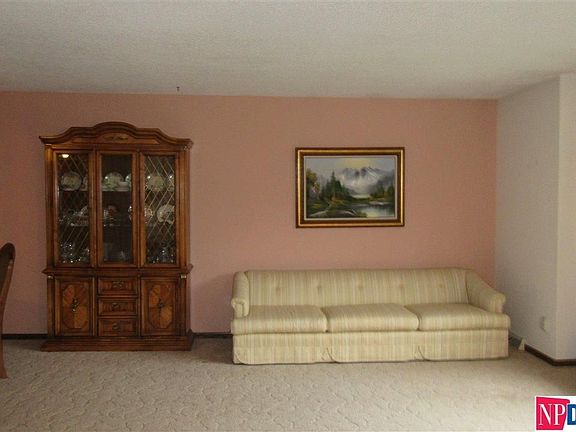 4th image of 5311 Hascall St