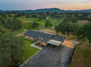 22452 Goldrush Ln, Clovis, CA 93619