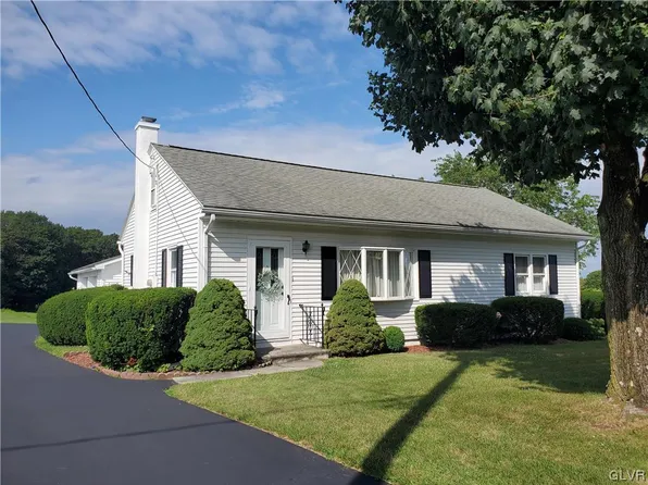 2111 Seipstown Rd, Fogelsville, PA 18051