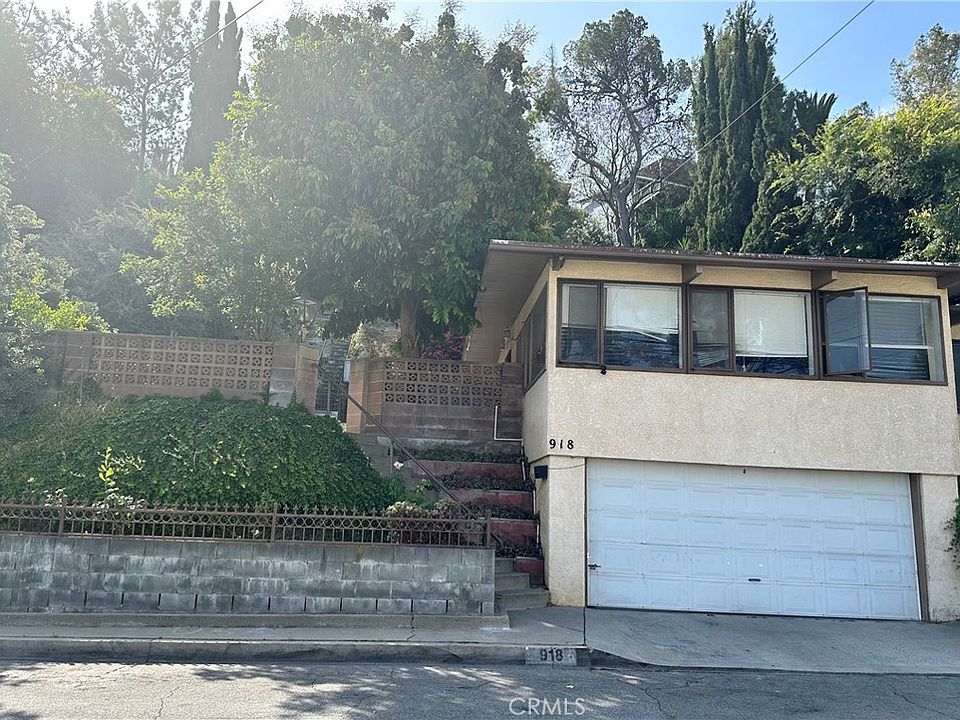 1st image of 918 Mira Valle St