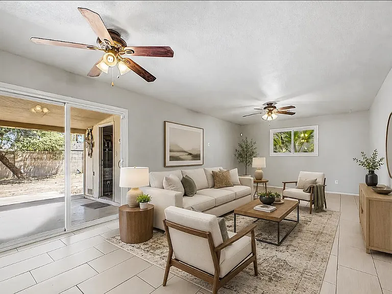 1000 E Loyola Dr — Photo 27