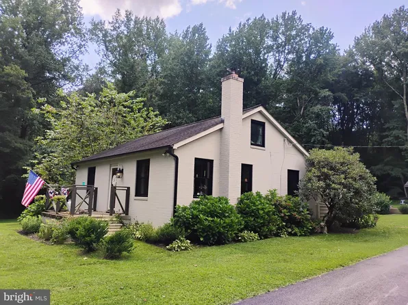 667 Old Herald Harbor Rd, Crownsville, MD 21032