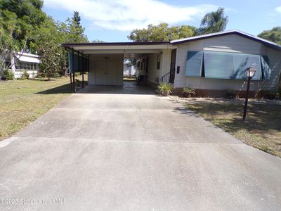 922 Yew St, Barefoot Bay, FL, 32976