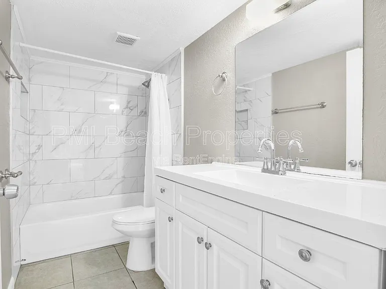 700 Nottingham Cir #D — Photo 22