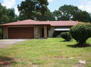 325 N McGowan Ave, Crystal River, FL 34429