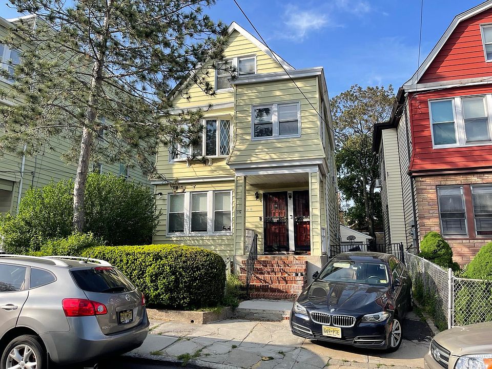 2nd image of 13-15 Irving Ave