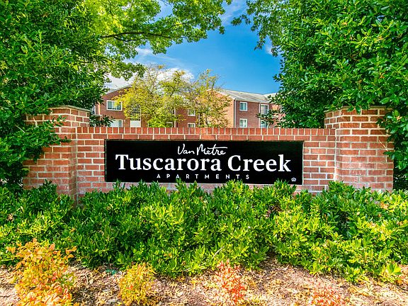 Entrance to Tuscarora Creek