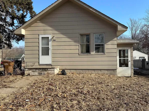 2401 Wayne St, Bellevue, NE 68005