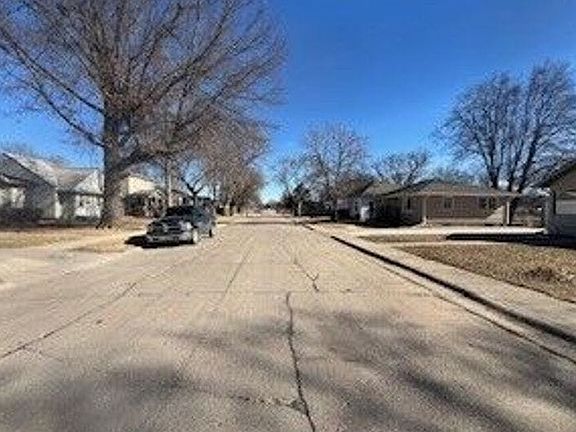 4th image of 1804 Grant St