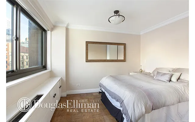 Sold by Douglas Elliman | media 18