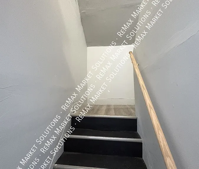 3790 E 146th St #3 — Photo 2