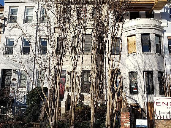 Recent shot of the front of the house in winter. Trees are crepe myrtles.