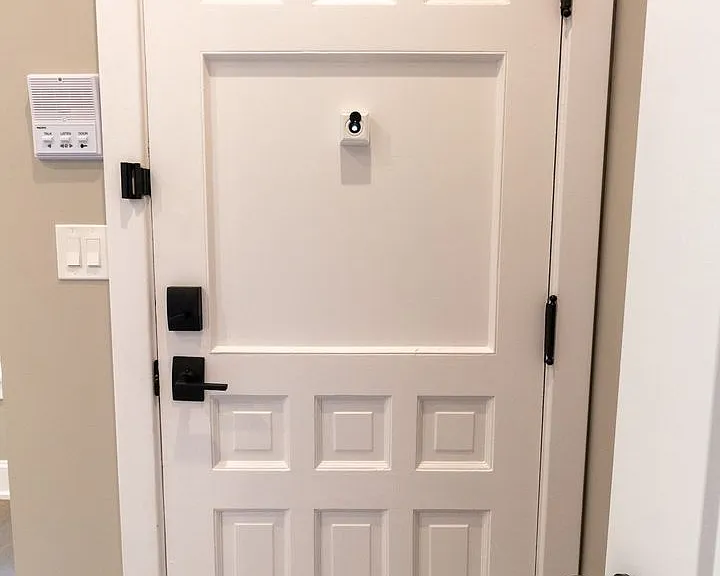 Pf-Arg, 2618 W Evergreen Llc — Photo 27