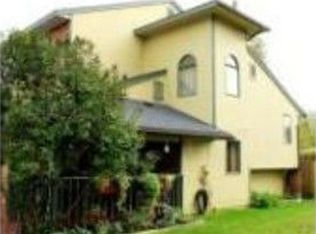 17430 Beaujolais Cir, Eagle River, AK 99577
