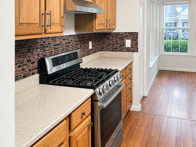 7530 Coxton Ct #D-112 — Photo 2