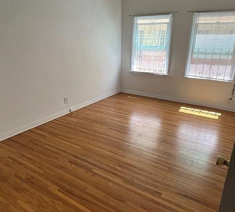 5th image of 366 N Stanley Ave #3
