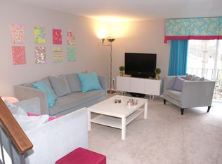 5446 Crows Nest Ct, Fairfax, VA 22032