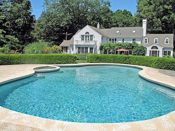 45 Kettle Creek Swimming Pool