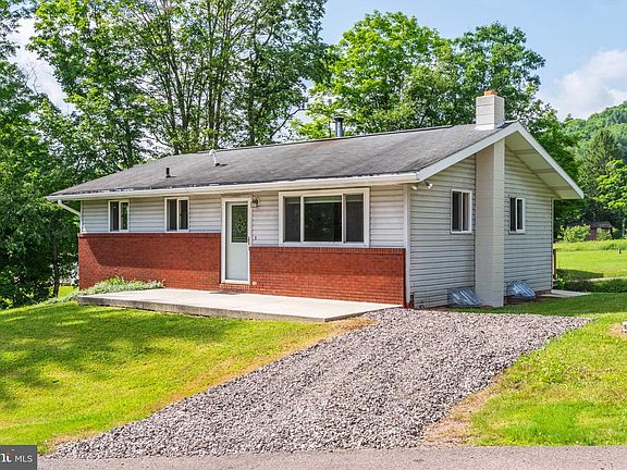 3rd image of 2155 Jennings Rd
