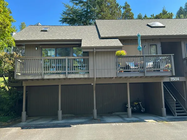 7504 SW Barnes Rd Unit A, Portland, OR 97225