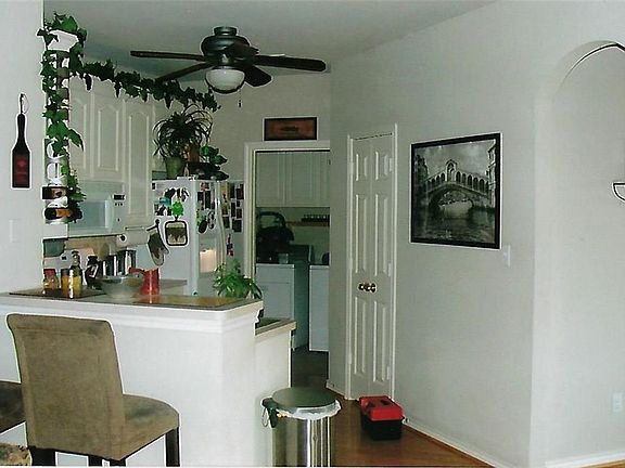 2nd image of 4011 Cottage Park Ct