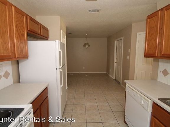5th image of 4906 John David Dr APT A