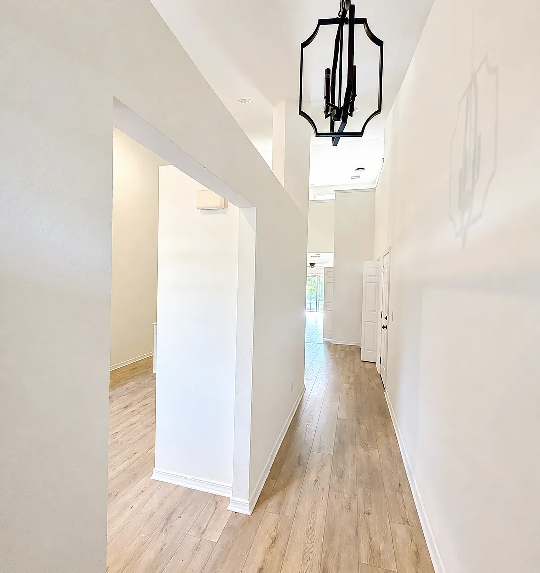 3 bed, 2.5 bath, 1725 sqft, $2,000 — Photo 4