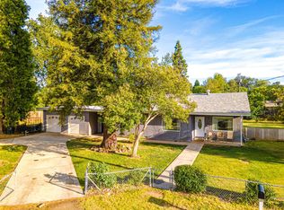 3240 W Bailey Dr, Anderson, CA 96007