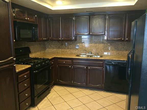 3rd image of 4550 Brookview Ct