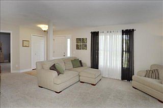 4th image of 5215 Trent Ct