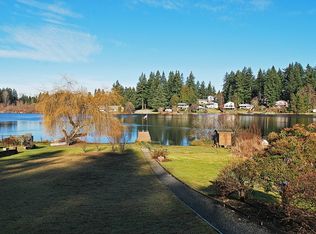 1611 S Lake Stickney Dr, Lynnwood, WA 98087