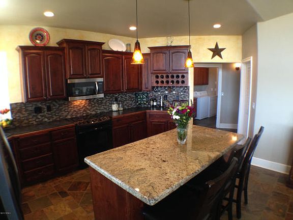 5th image of 150 W Ponderosa Dr
