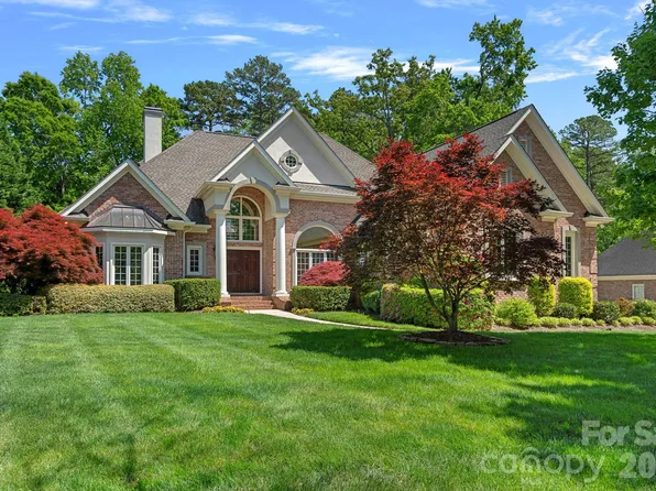 13621 Robert Walker Dr, Davidson, NC 28036