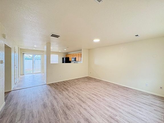 4th image of 10597 Butte Dr