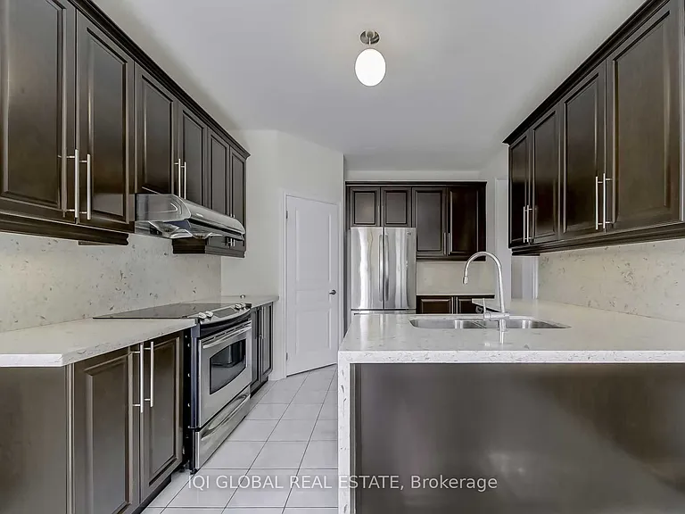 2 Bowkett Dr — Photo 12